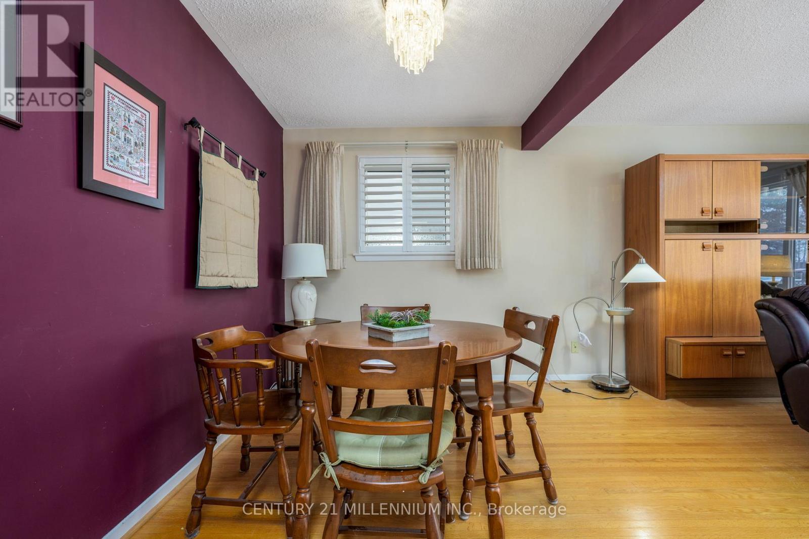 7 Drayton Crescent, Brampton, Ontario  L6T 3G6 - Photo 9 - W12719086