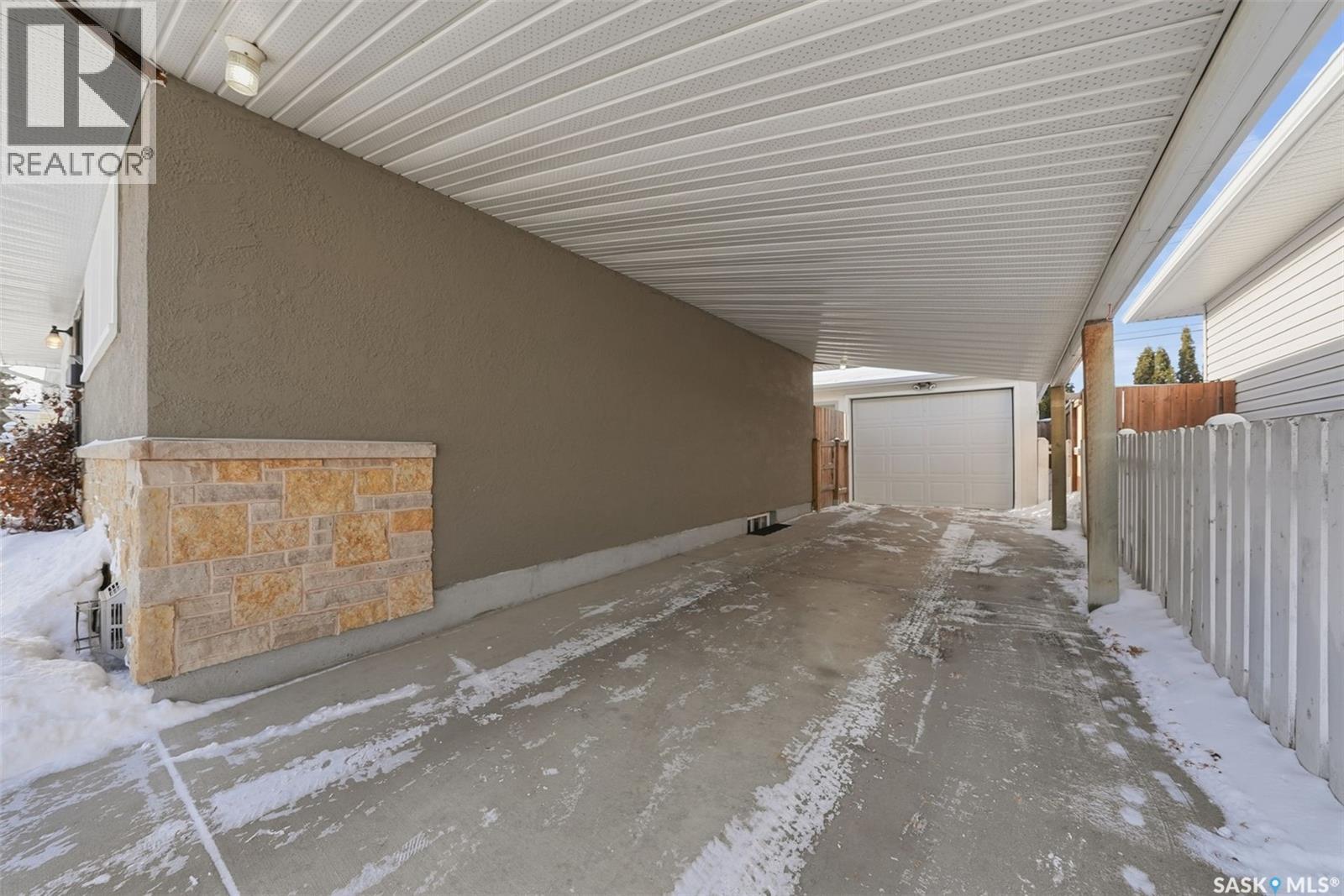 2414 William Avenue, Saskatoon, Saskatchewan  S7J 1B1 - Photo 28 - SK027116