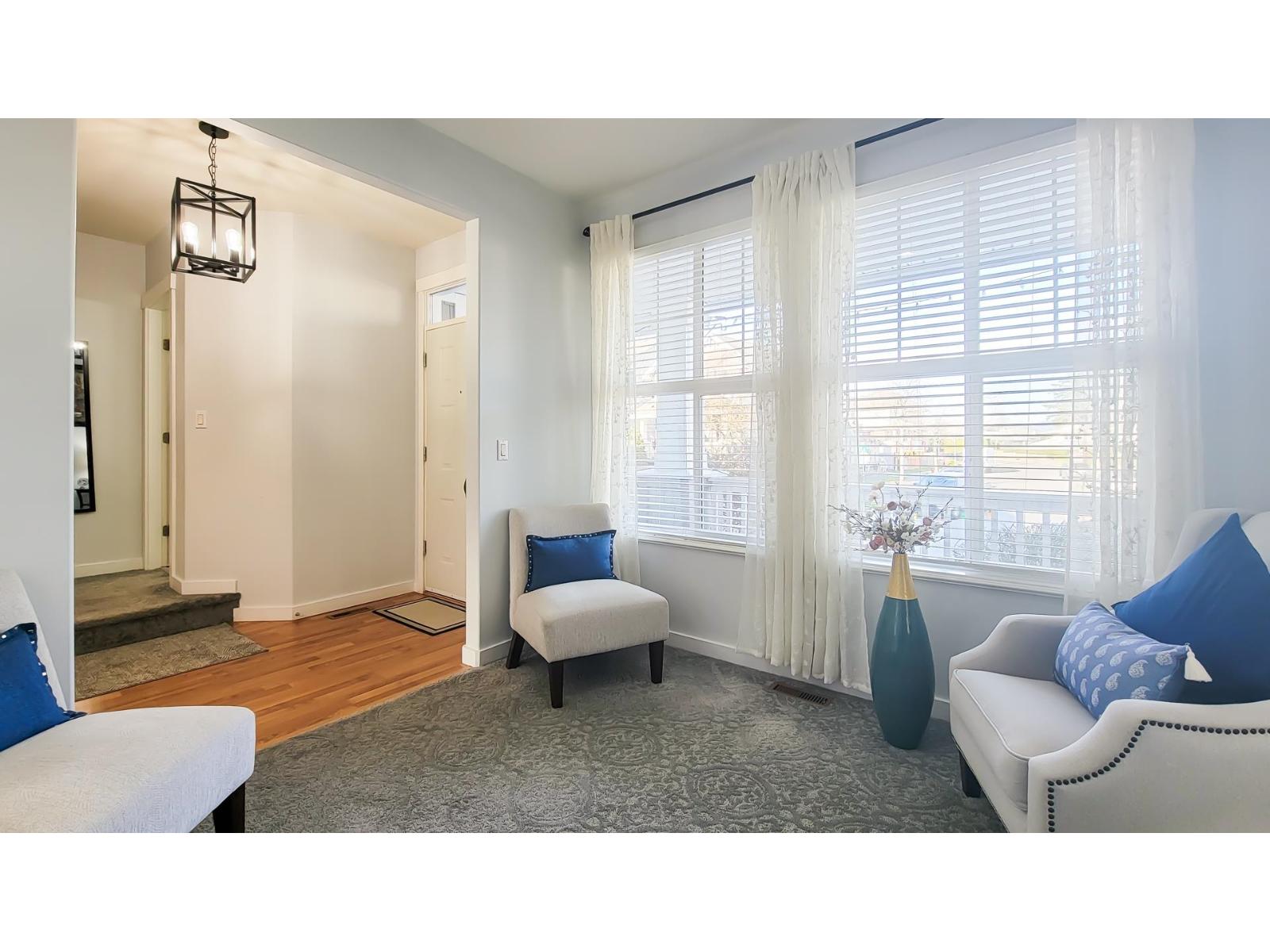 15136 61a Avenue, Surrey, British Columbia  V3S 5J7 - Photo 5 - R3080919