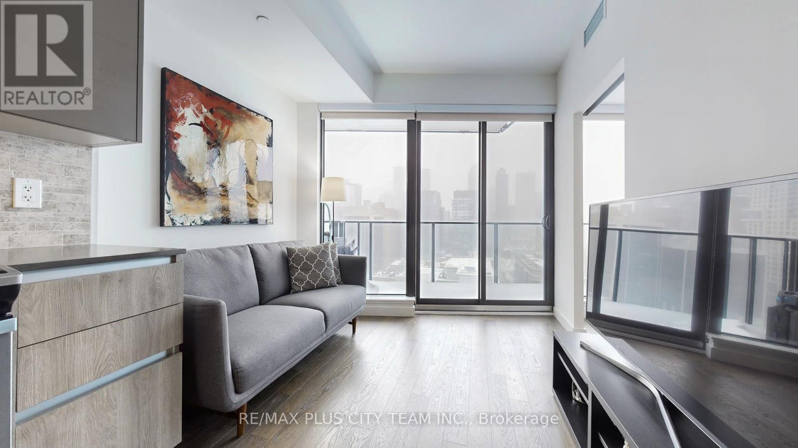 1909 - 2a Church Street, Toronto, Ontario  M5E 0E1 - Photo 2 - C12720732