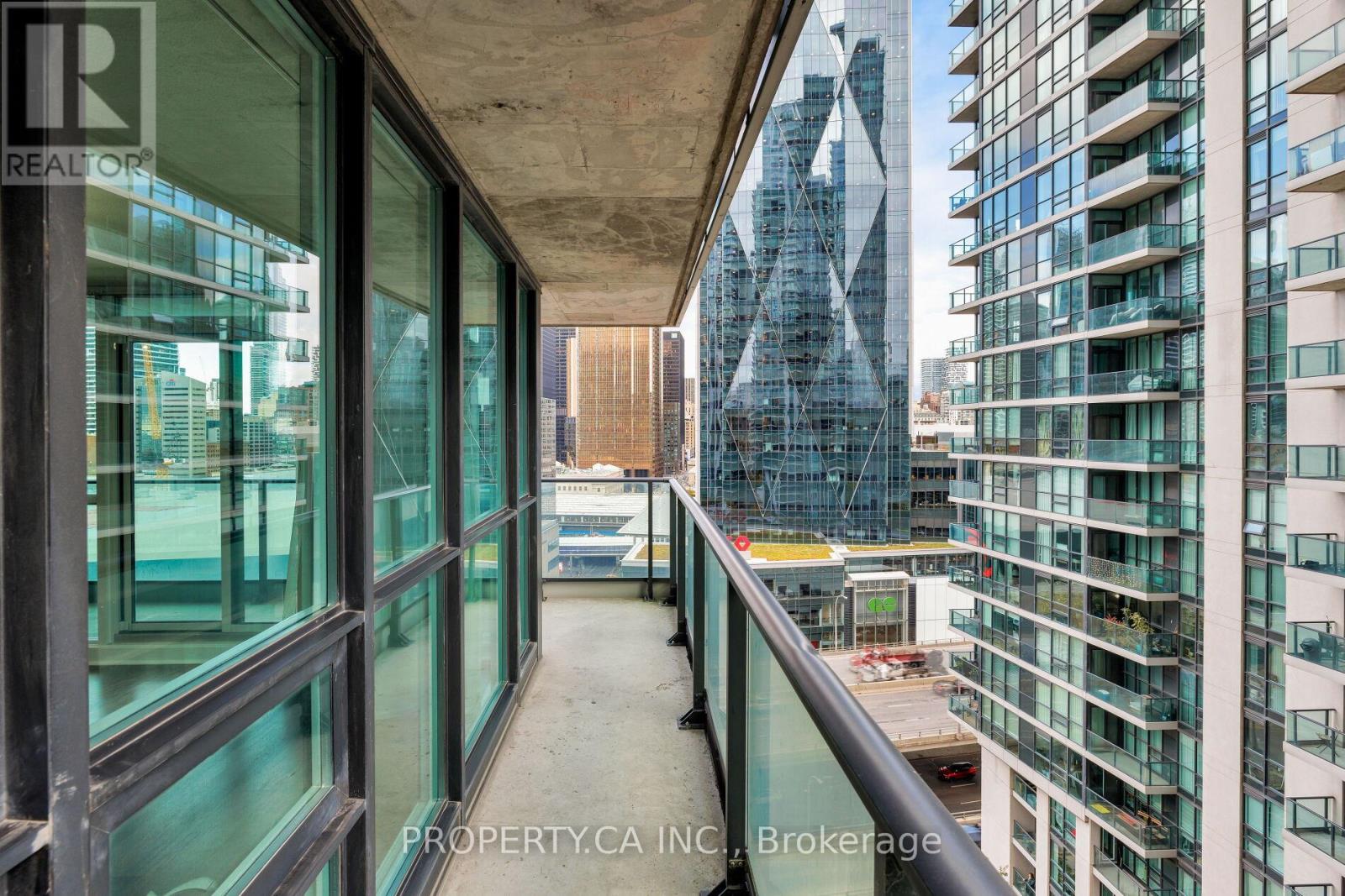 1604 - 33 Bay Street, Toronto, Ontario  M5J 2Z3 - Photo 16 - C12720742