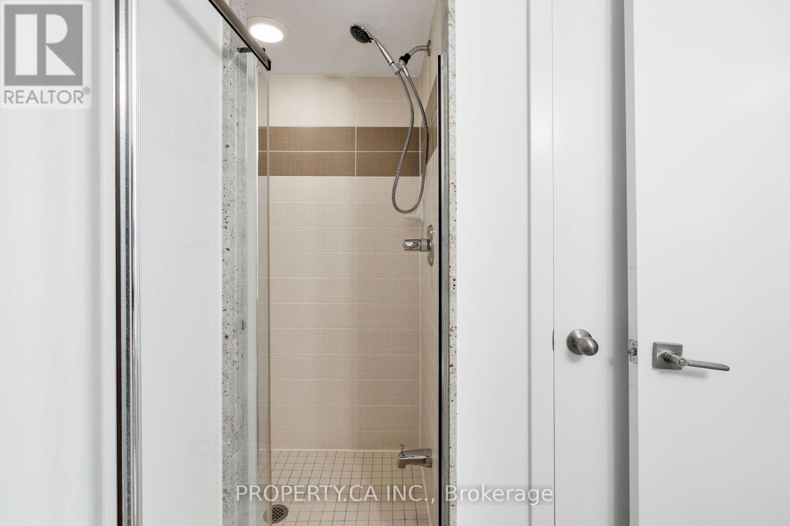 1604 - 33 Bay Street, Toronto, Ontario  M5J 2Z3 - Photo 28 - C12720742