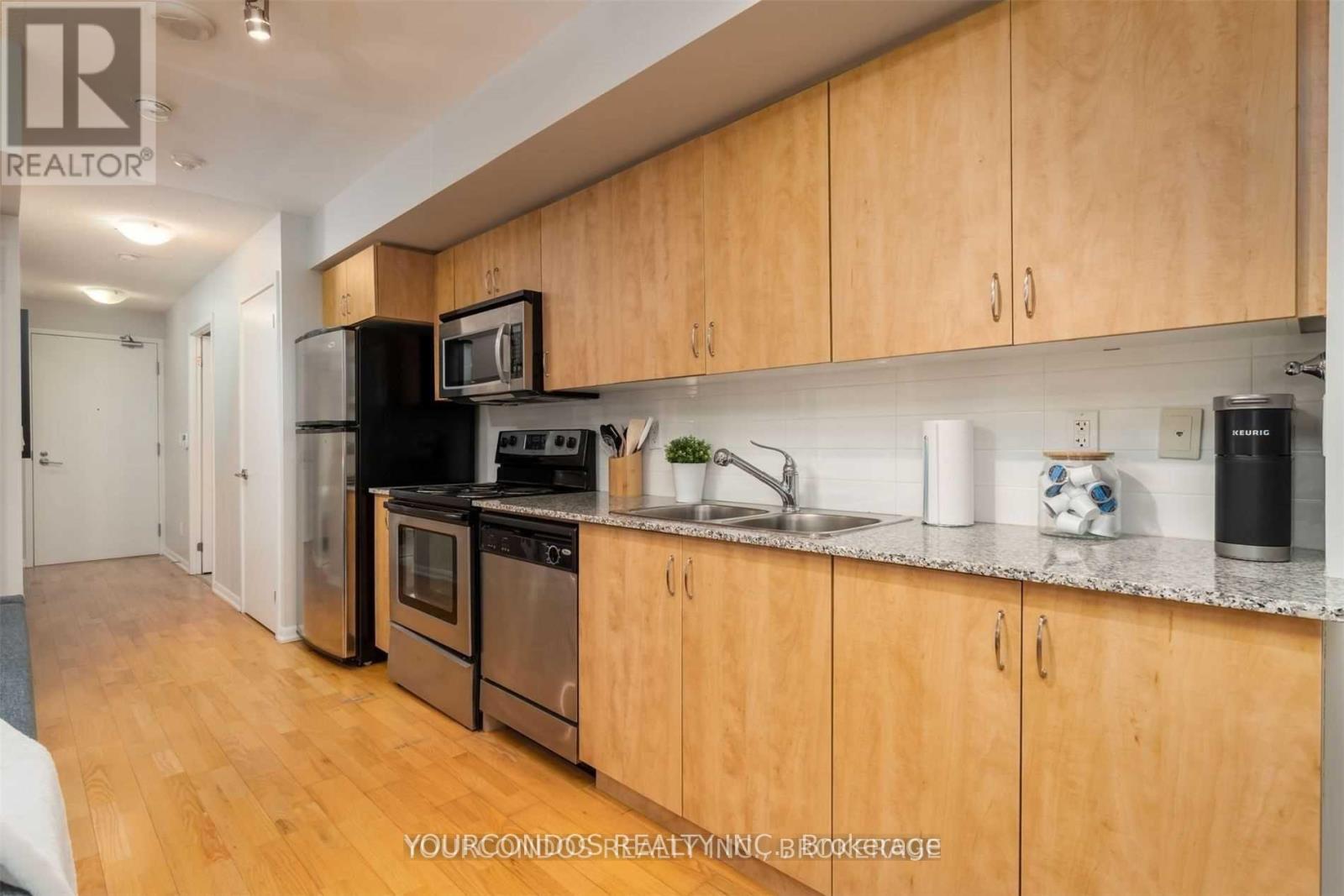 1203 - 215 Fort York Boulevard, Toronto, Ontario  M5V 4A2 - Photo 8 - C12720762