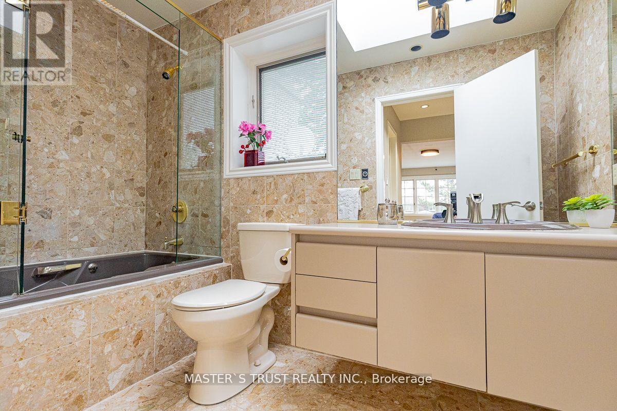 153 Banbury Road, Toronto, Ontario  M3B 2L7 - Photo 11 - C12720788