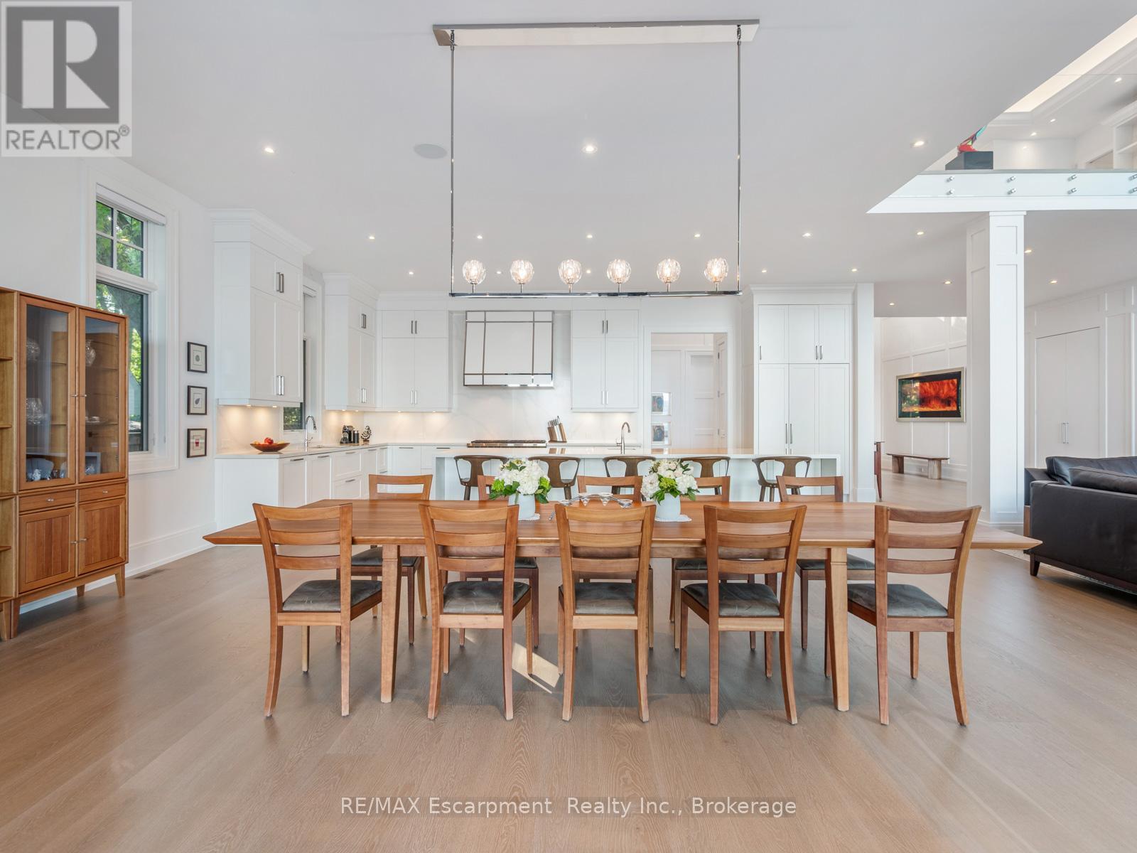 140 Secord Lane, Burlington, Ontario  L7L 2H7 - Photo 13 - W12720280