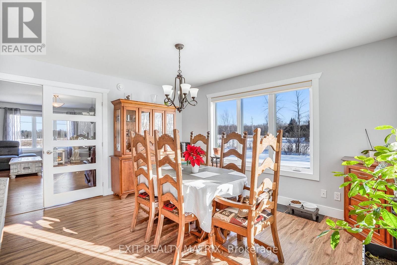 3100 Pattee Road E, Champlain, Ontario K6A 2R2 - Photo 14 - X12720768