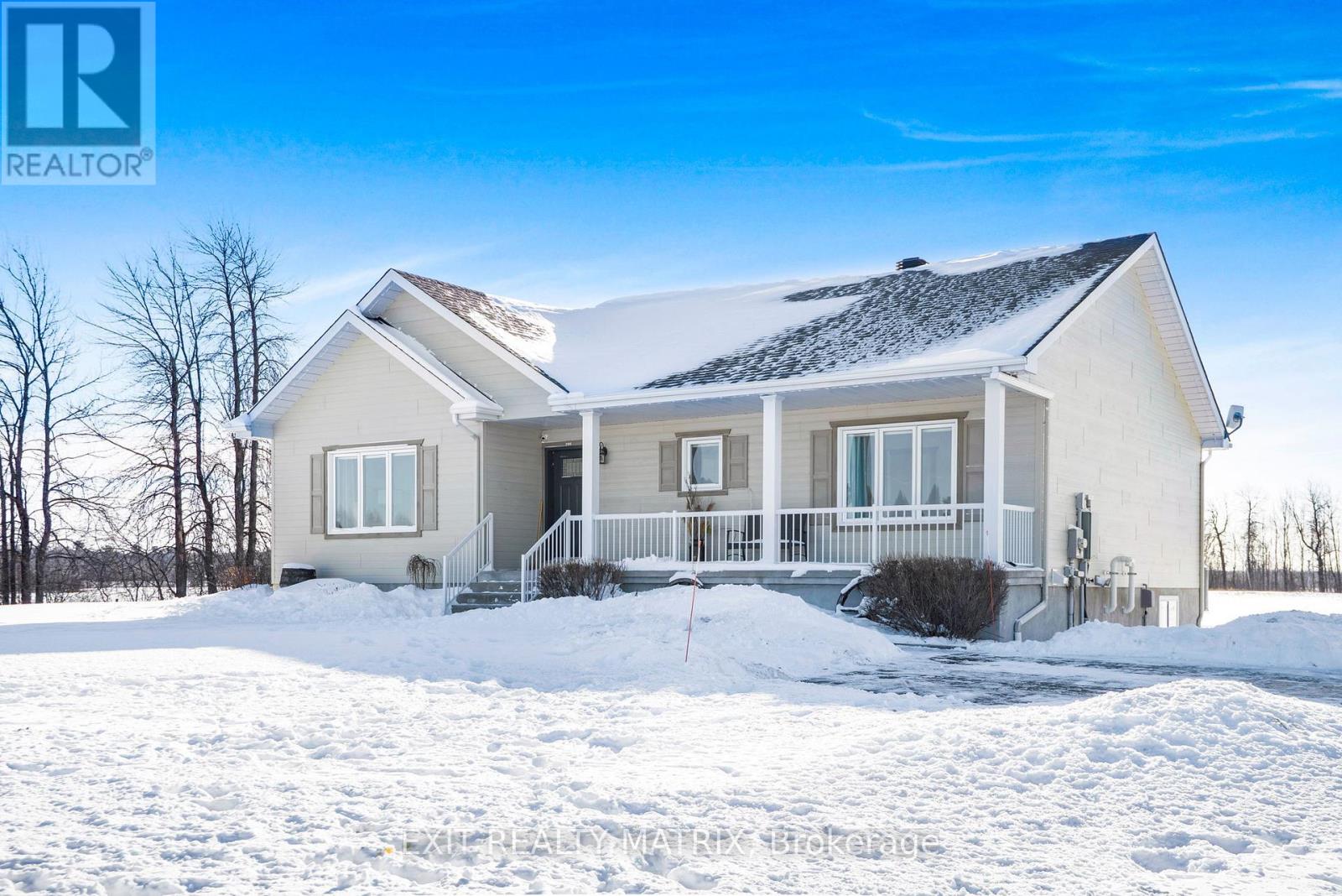 3100 Pattee Road E, Champlain, Ontario K6A 2R2 - Photo 2 - X12720768