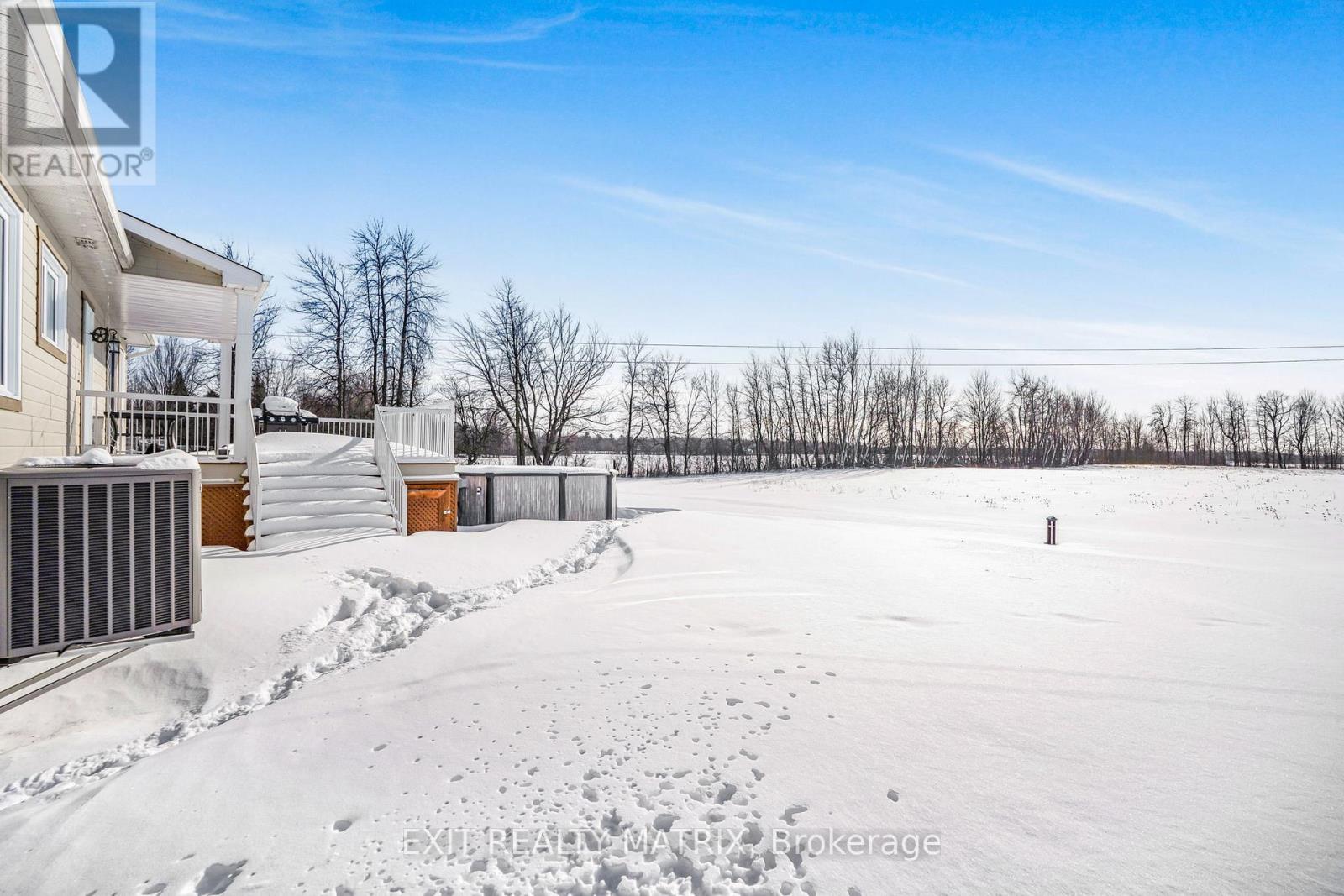 3100 Pattee Road E, Champlain, Ontario K6A 2R2 - Photo 29 - X12720768