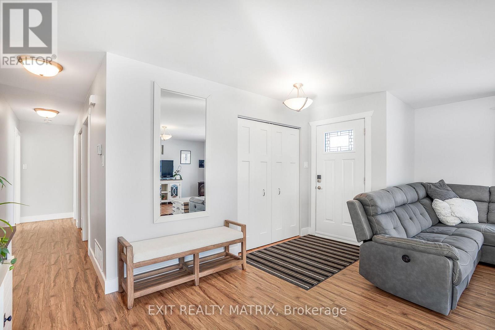 3100 Pattee Road E, Champlain, Ontario K6A 2R2 - Photo 5 - X12720768