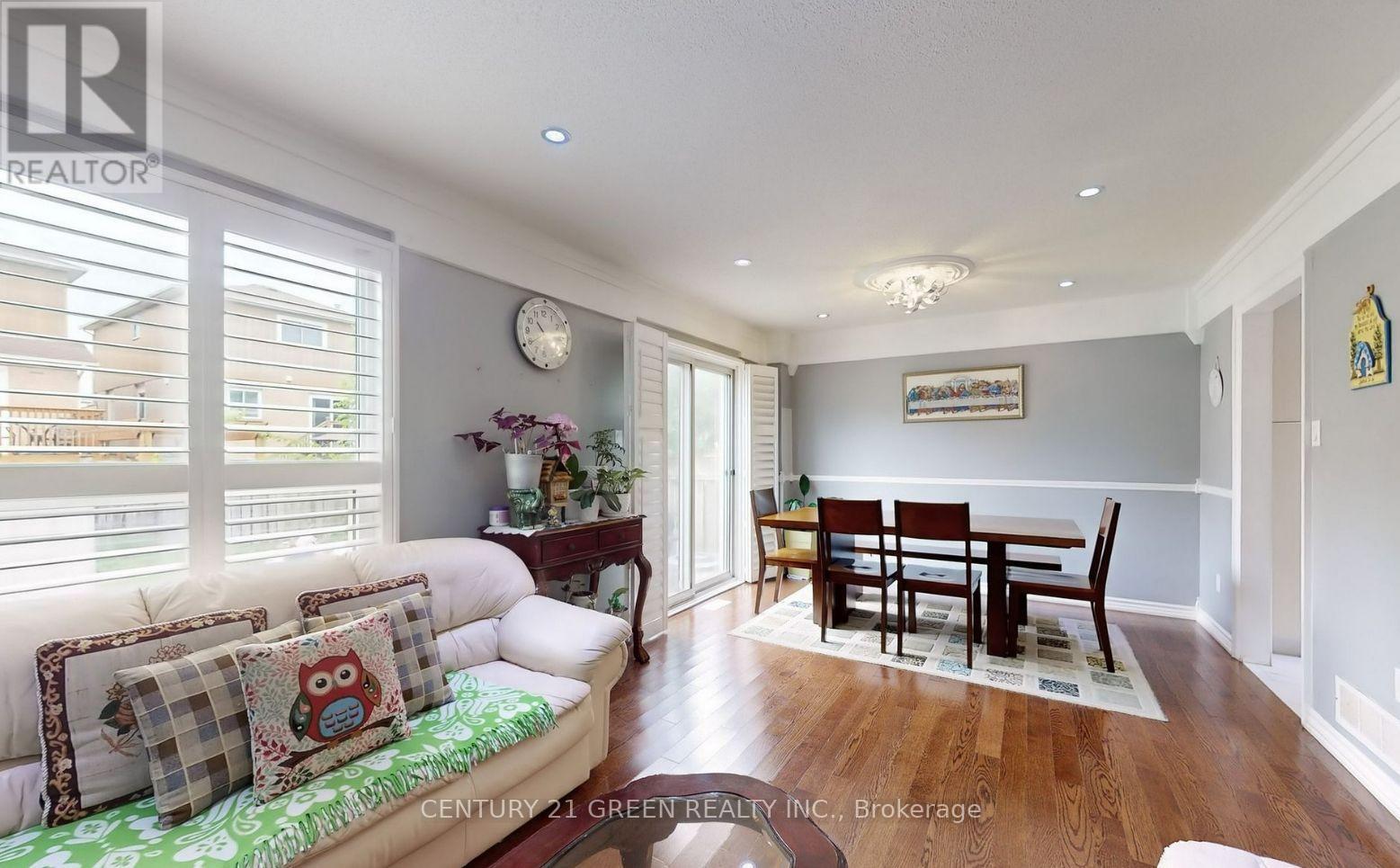 1590 Marshcourt Drive, Pickering, Ontario  L1V 6G3 - Photo 4 - E12720754