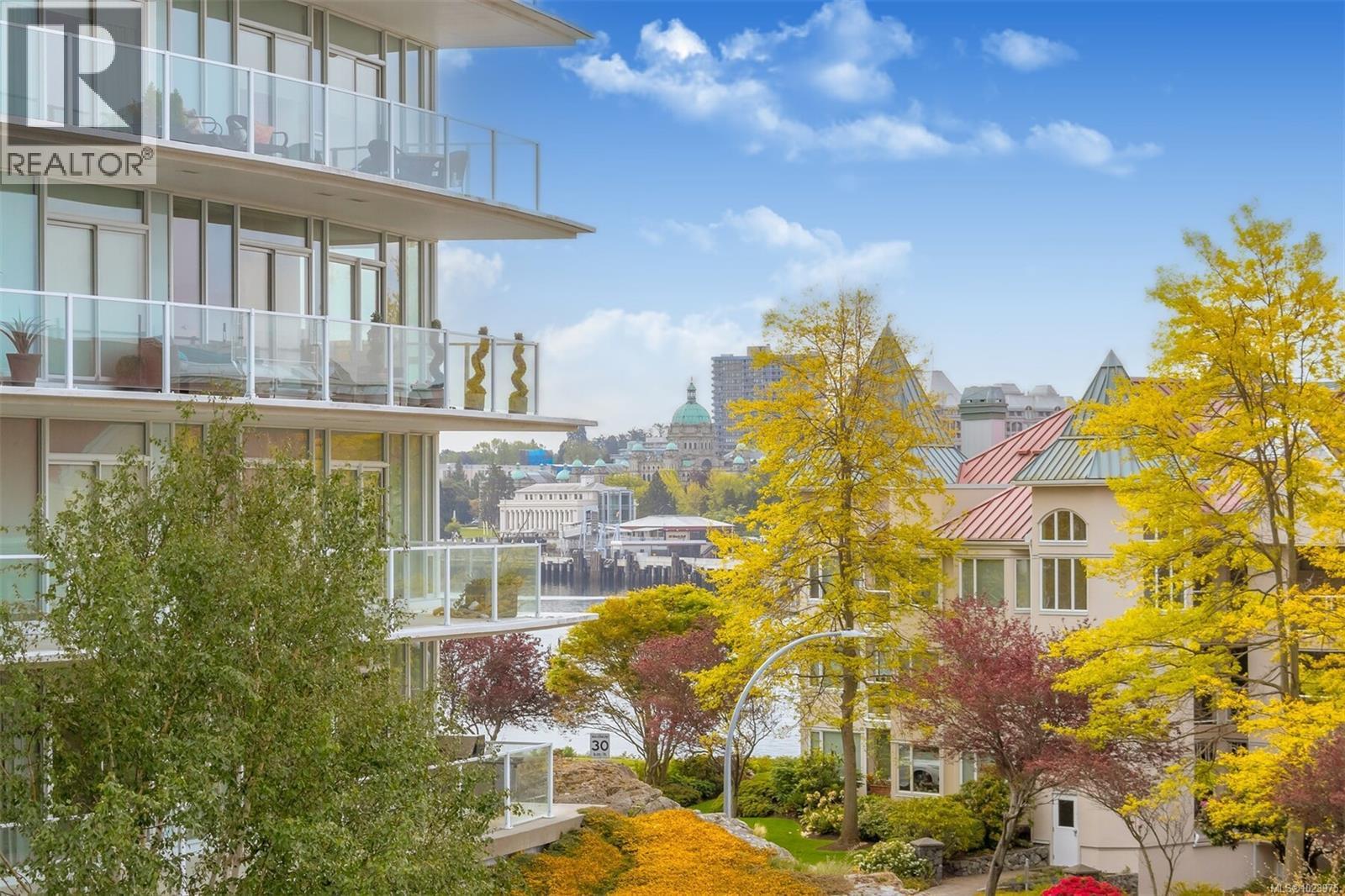 216 68 Songhees Rd, Victoria, British Columbia  V9A 0A3 - Photo 60 - 1023975