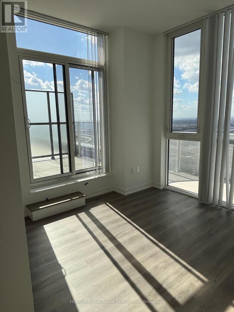 PH110 - 28 INTERCHANGE WAY, Vaughan, Ontario