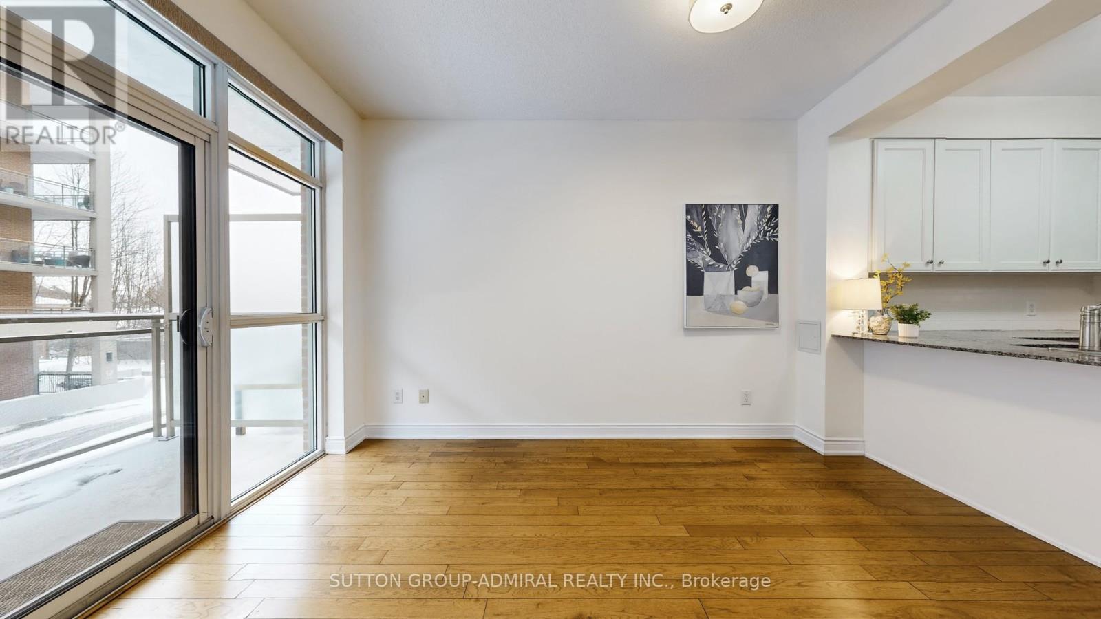 207 - 281 Woodbridge Avenue, Vaughan, Ontario  L4L 0C6 - Photo 10 - N12720750