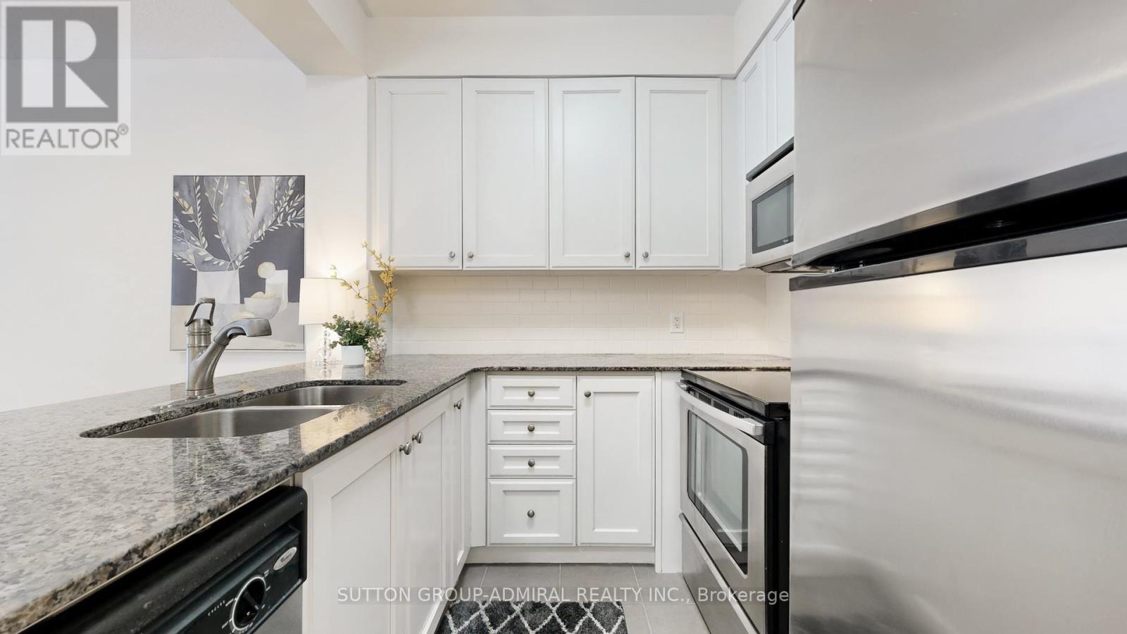 207 - 281 Woodbridge Avenue, Vaughan, Ontario  L4L 0C6 - Photo 12 - N12720750