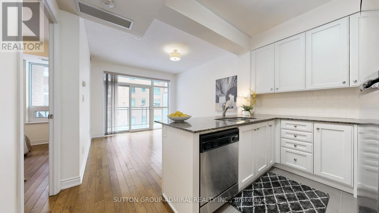 207 - 281 Woodbridge Avenue, Vaughan, Ontario  L4L 0C6 - Photo 13 - N12720750