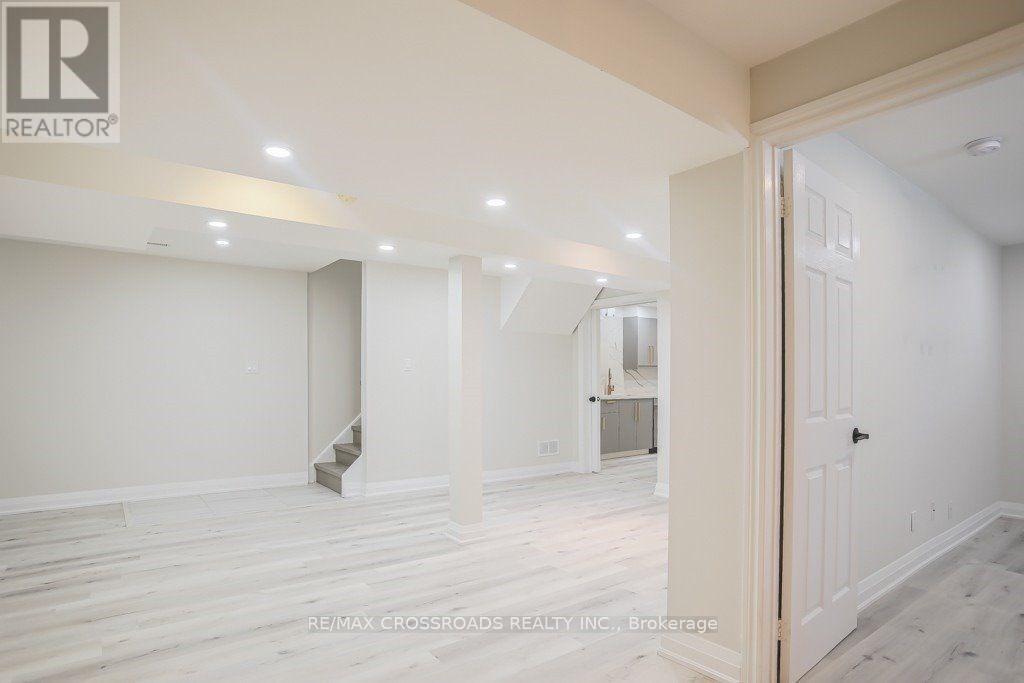 Basemen - 87 Woodriver Street, Richmond Hill, Ontario  L4S 1H6 - Photo 7 - N12720812