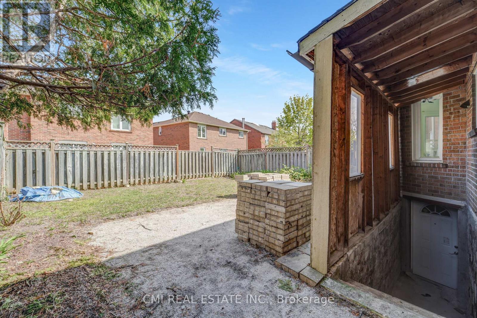 109 Valleymede Drive, Richmond Hill, Ontario  L4B 1T6 - Photo 36 - N12720838