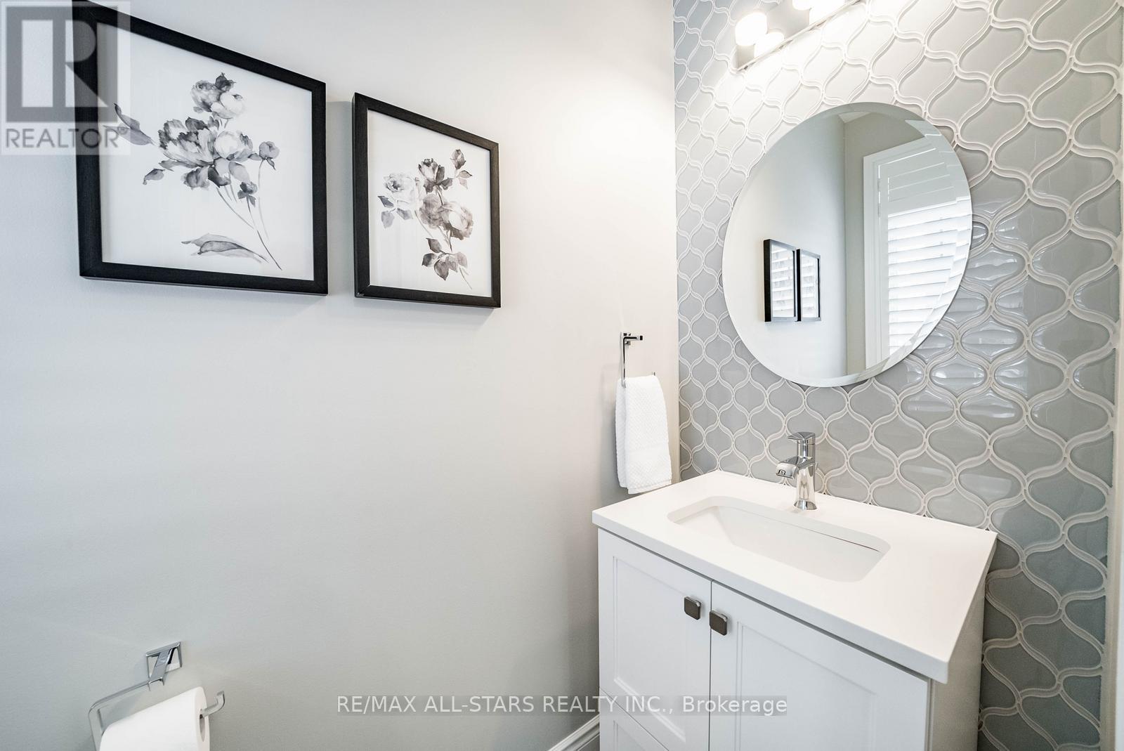 252 Glad Park Avenue, Whitchurch-Stouffville, Ontario  L4A 1X1 - Photo 21 - N12720864