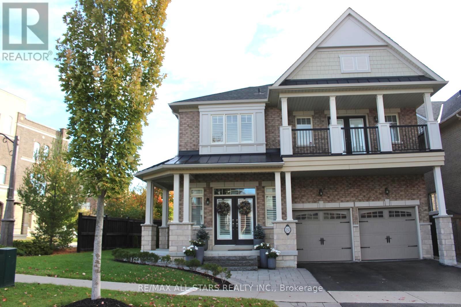 252 Glad Park Avenue, Whitchurch-Stouffville, Ontario  L4A 1X1 - Photo 3 - N12720864