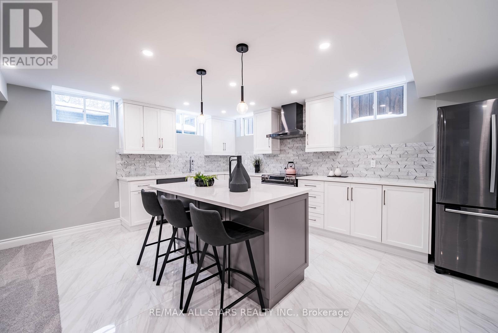 252 Glad Park Avenue, Whitchurch-Stouffville, Ontario  L4A 1X1 - Photo 44 - N12720864