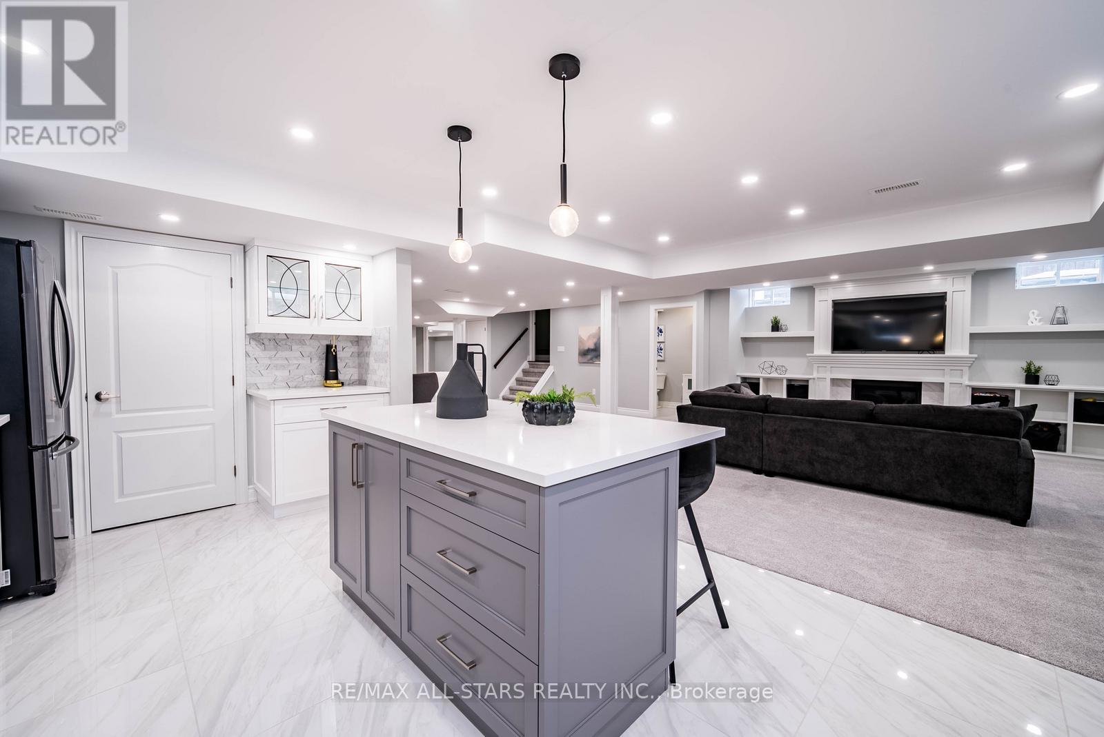 252 Glad Park Avenue, Whitchurch-Stouffville, Ontario  L4A 1X1 - Photo 45 - N12720864