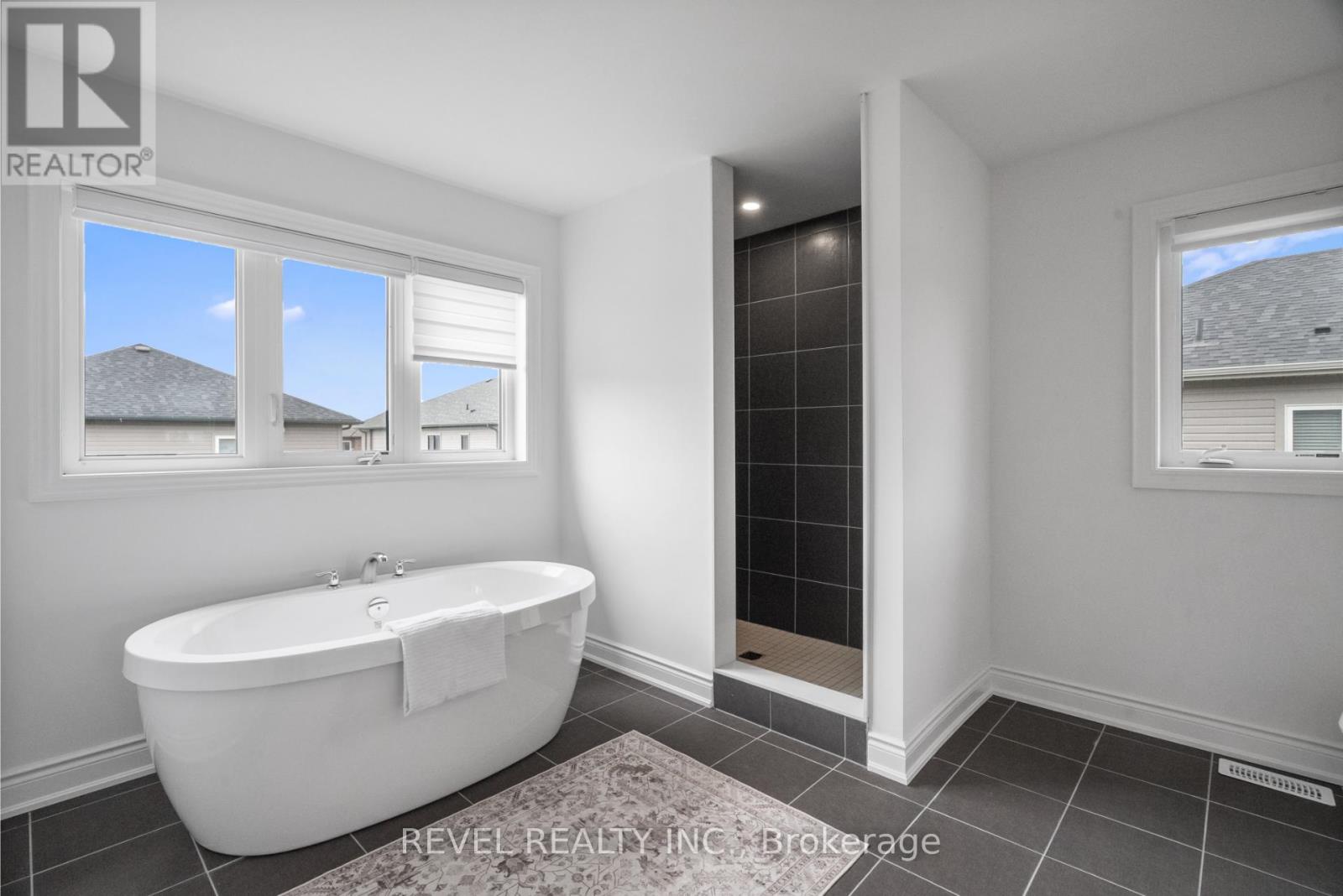 12 Emerald Street, Wasaga Beach, Ontario  L9Z 0K8 - Photo 24 - S12720774