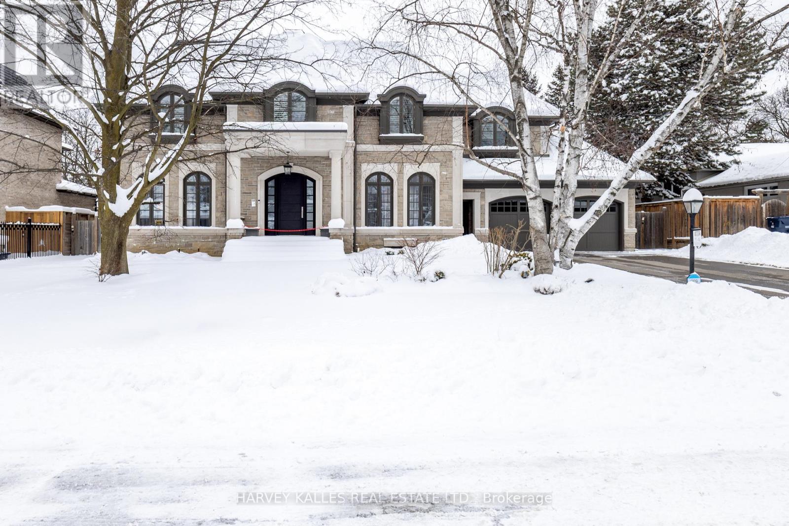 14 SULGRAVE CRESCENT, Toronto, Ontario
