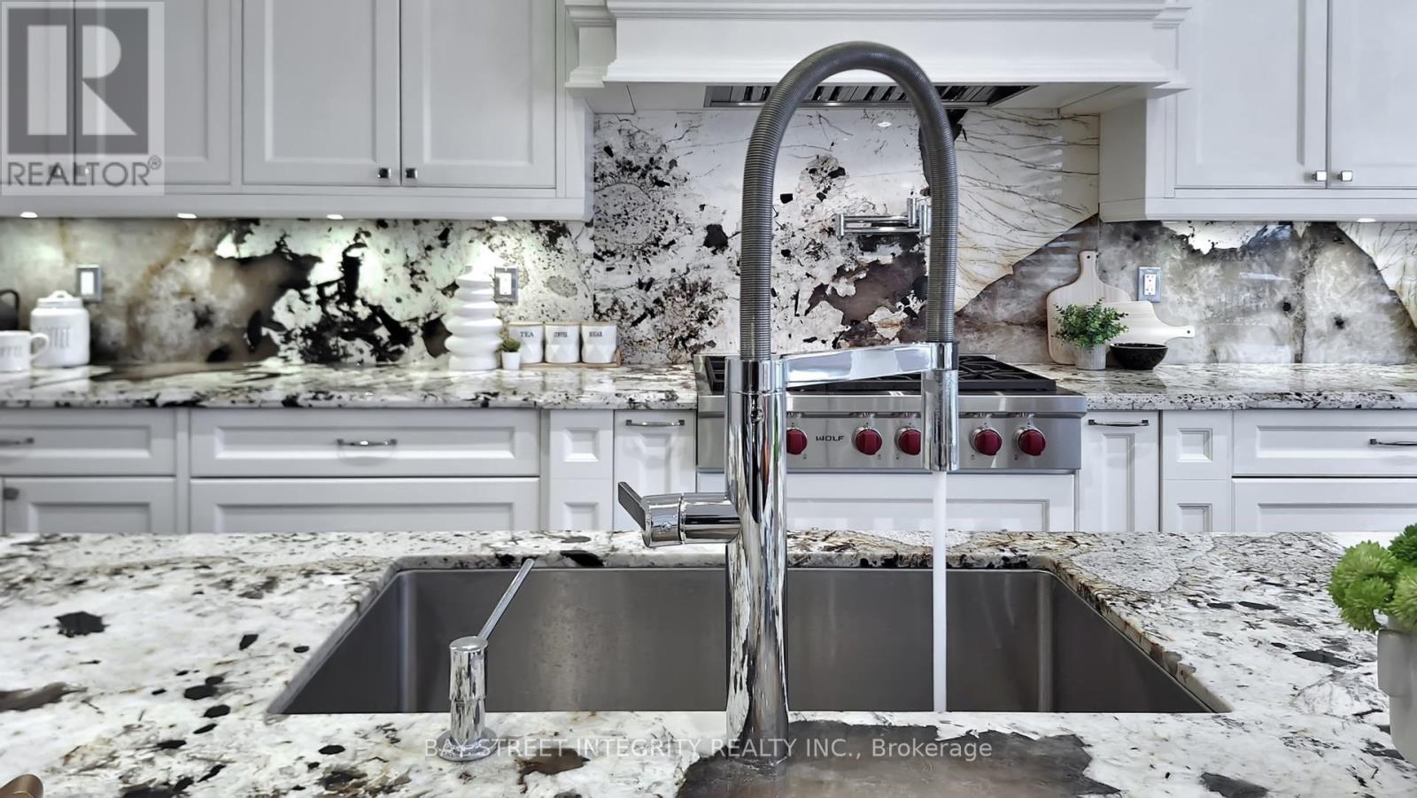 229 Hollywood Avenue, Toronto, Ontario  M2N 3K7 - Photo 18 - C12720578