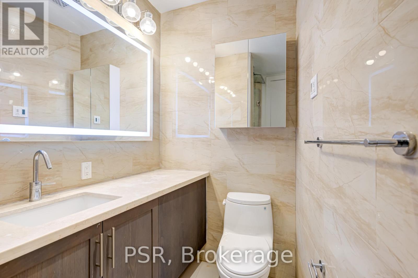 1101 - 29 Queens Quay E, Toronto, Ontario  M5E 0A4 - Photo 16 - C12720862