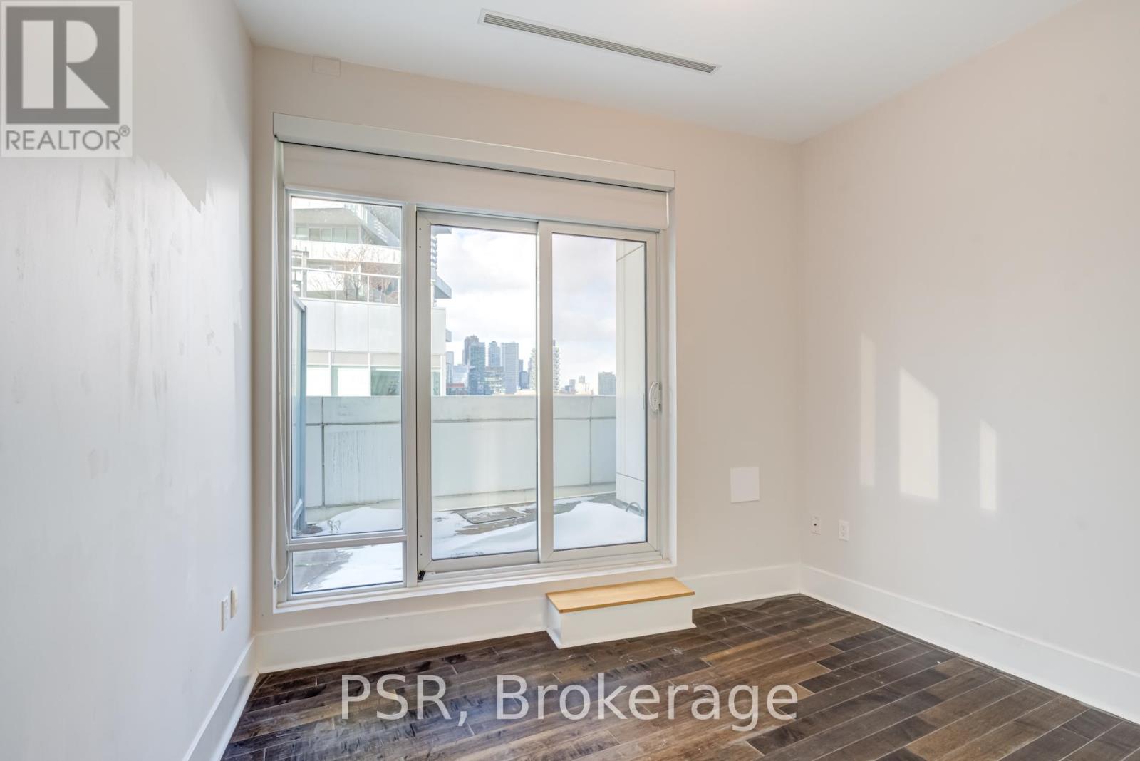 1101 - 29 Queens Quay E, Toronto, Ontario  M5E 0A4 - Photo 19 - C12720862