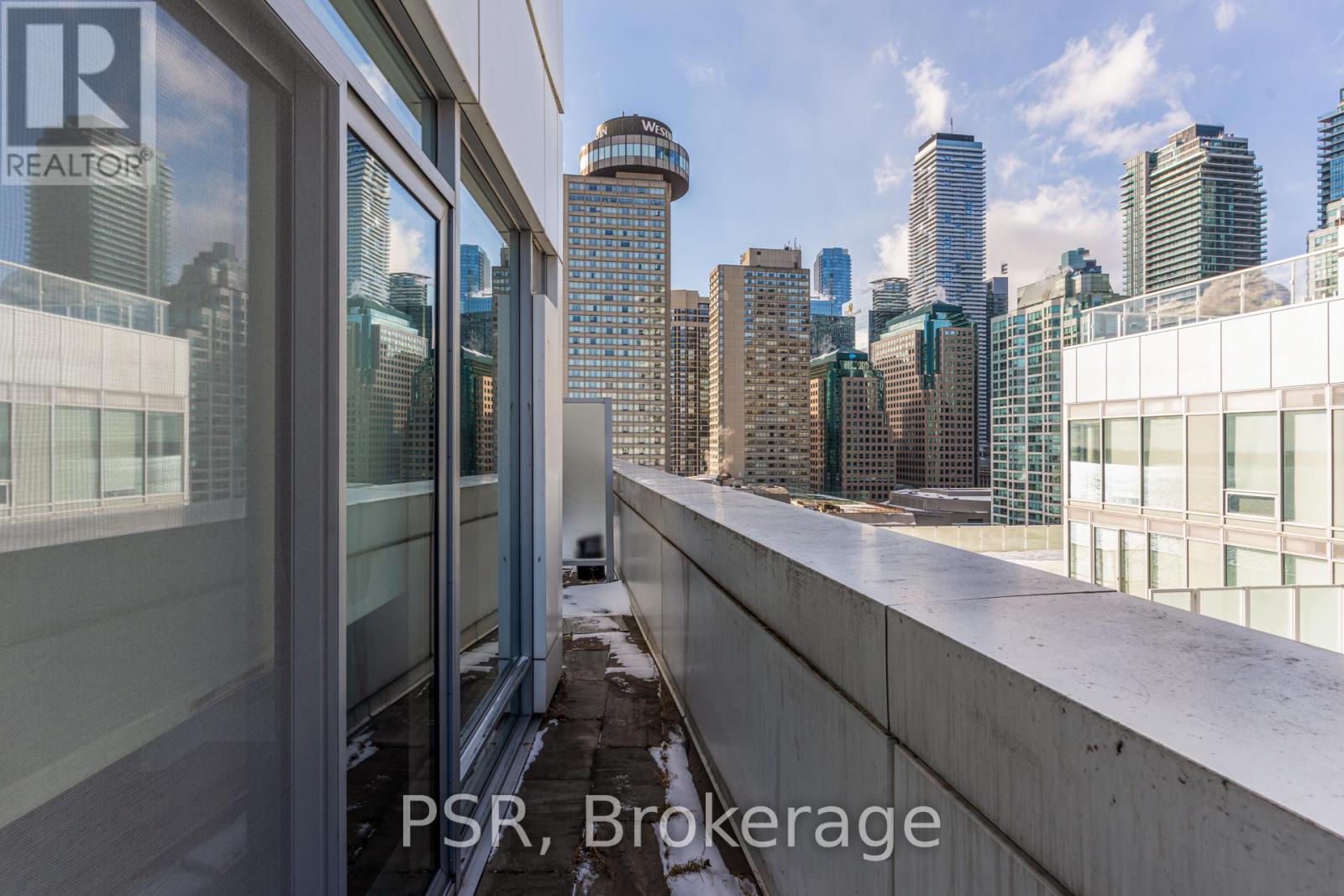 1101 - 29 Queens Quay E, Toronto, Ontario  M5E 0A4 - Photo 22 - C12720862