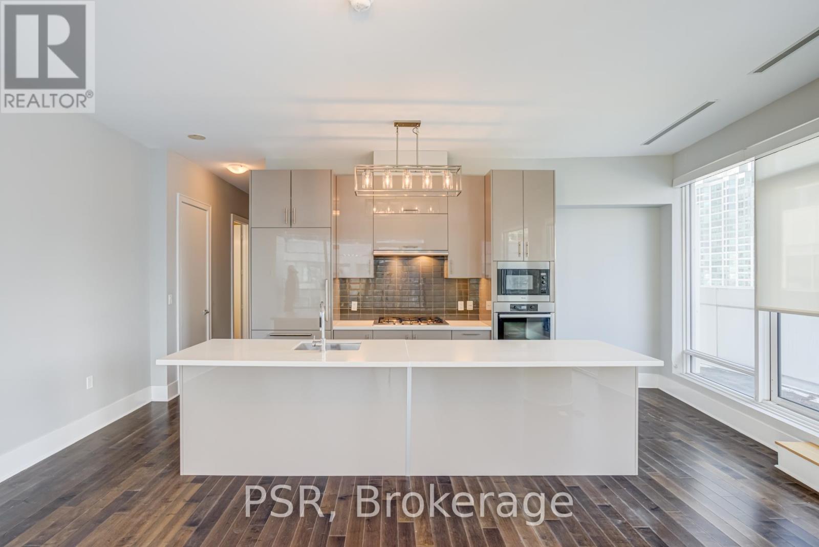 1101 - 29 Queens Quay E, Toronto, Ontario  M5E 0A4 - Photo 8 - C12720862