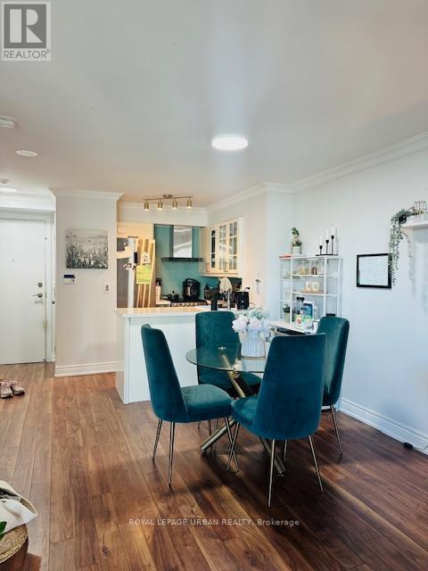 1010 - 2121 Lake Shore Boulevard W, Toronto, Ontario  M8V 4E9 - Photo 8 - W12657514