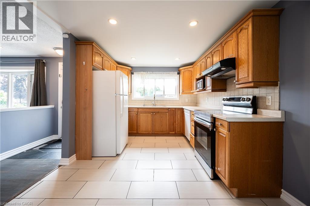 66 Belwood Crescent, Kitchener, Ontario  N2C 1Z3 - Photo 12 - 40800353