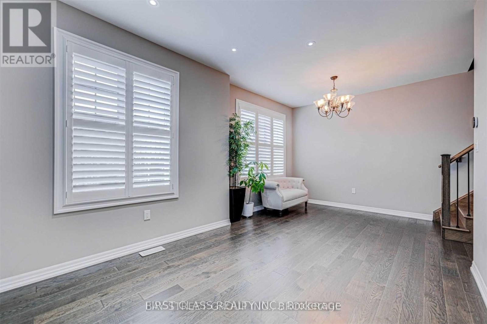 3351 Carding Mill Trail, Oakville, Ontario  L6M 0T1 - Photo 13 - W12720710