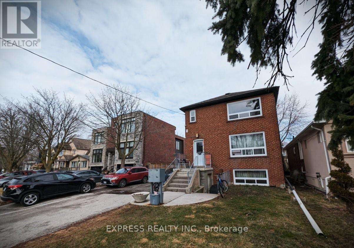 8 - 106 LAKE SHORE DRIVE, Toronto, Ontario