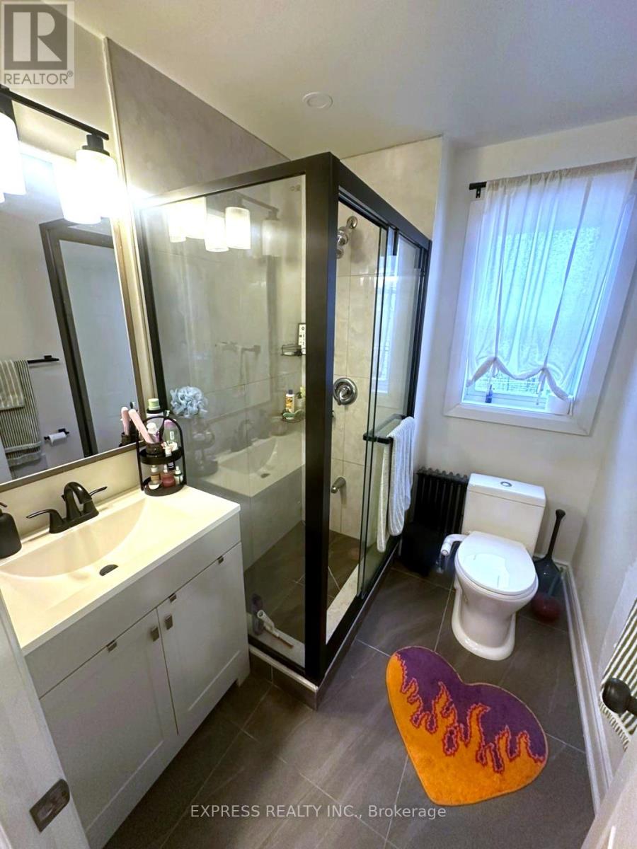 8 - 106 Lake Shore Drive, Toronto, Ontario  M8V 2A2 - Photo 2 - W12720790