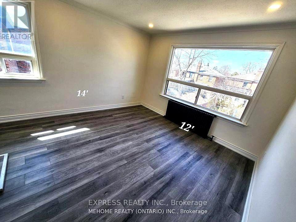 8 - 106 Lake Shore Drive, Toronto, Ontario  M8V 2A2 - Photo 9 - W12720790