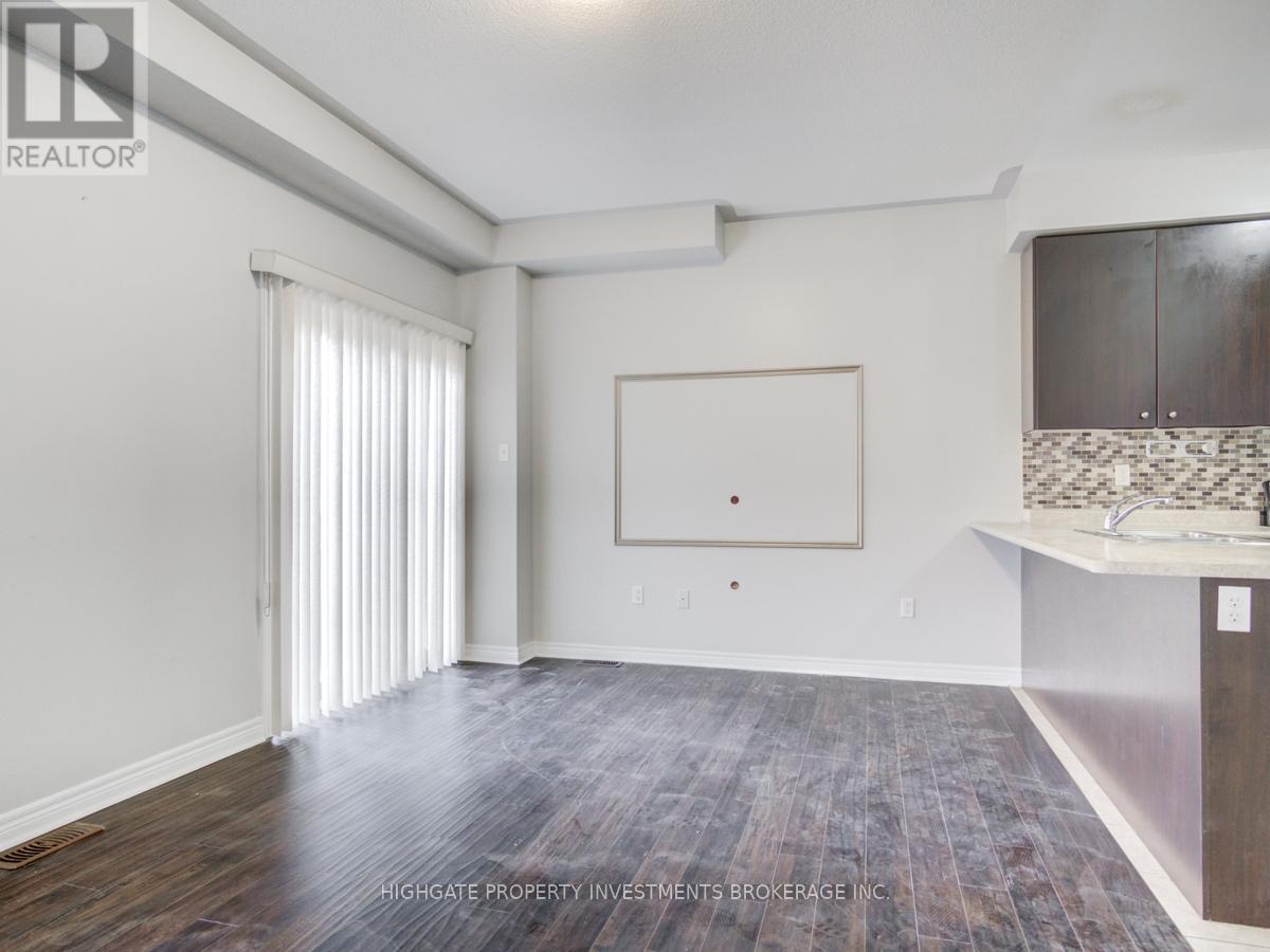 12 Frenchpark Circle, Brampton, Ontario  L6X 0Y5 - Photo 10 - W12720802