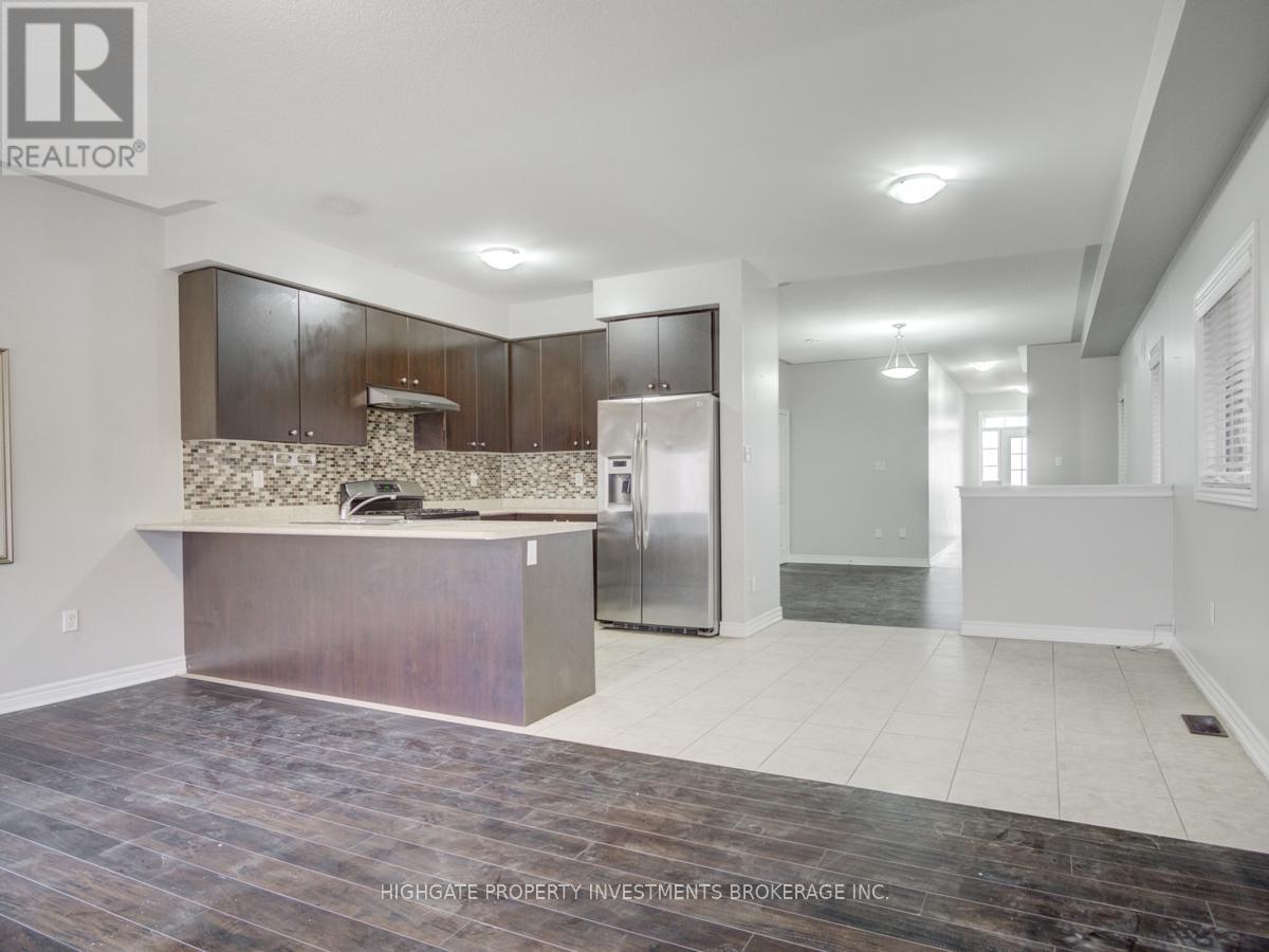 12 Frenchpark Circle, Brampton, Ontario  L6X 0Y5 - Photo 11 - W12720802