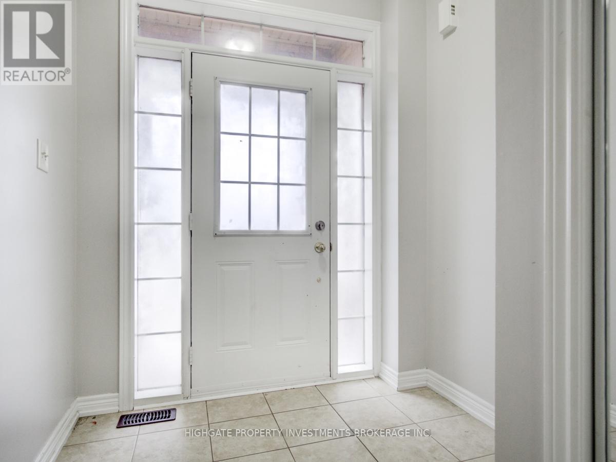 12 Frenchpark Circle, Brampton, Ontario  L6X 0Y5 - Photo 3 - W12720802