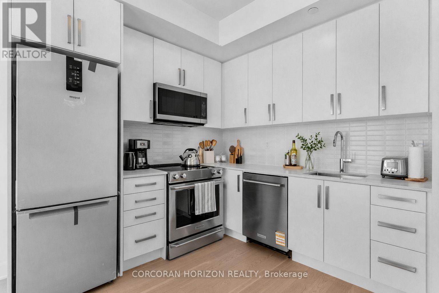 1807 - 3240 William Coltson Avenue, Oakville, Ontario  L6H 8C8 - Photo 19 - W12720828