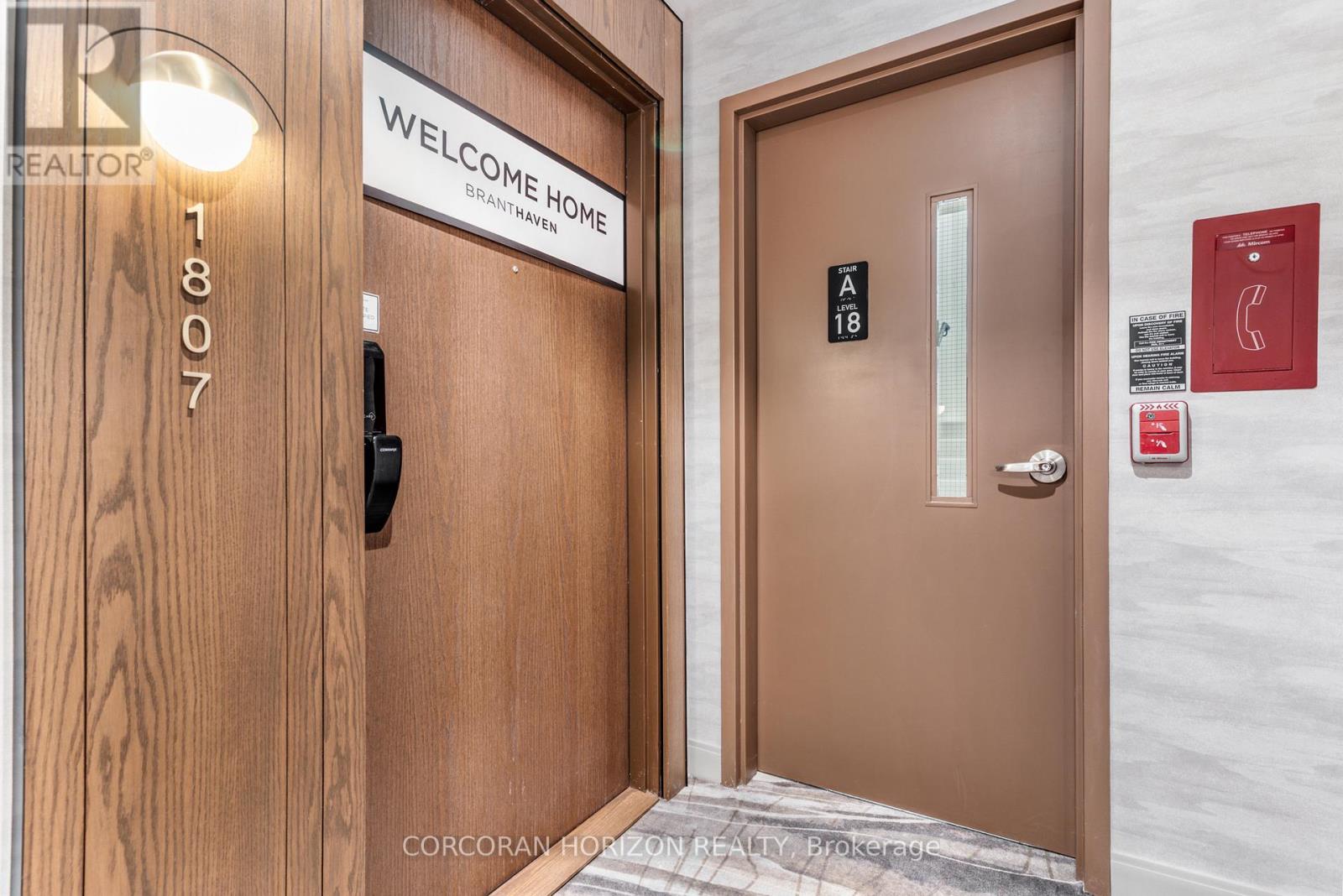 1807 - 3240 William Coltson Avenue, Oakville, Ontario  L6H 8C8 - Photo 2 - W12720828