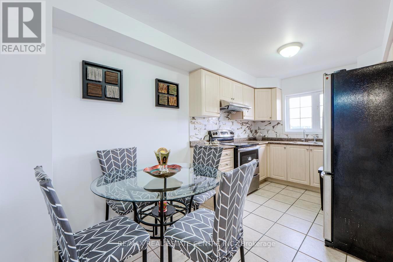 3 - 620 Ferguson Drive, Milton, Ontario  L9T 0M7 - Photo 11 - W12720846