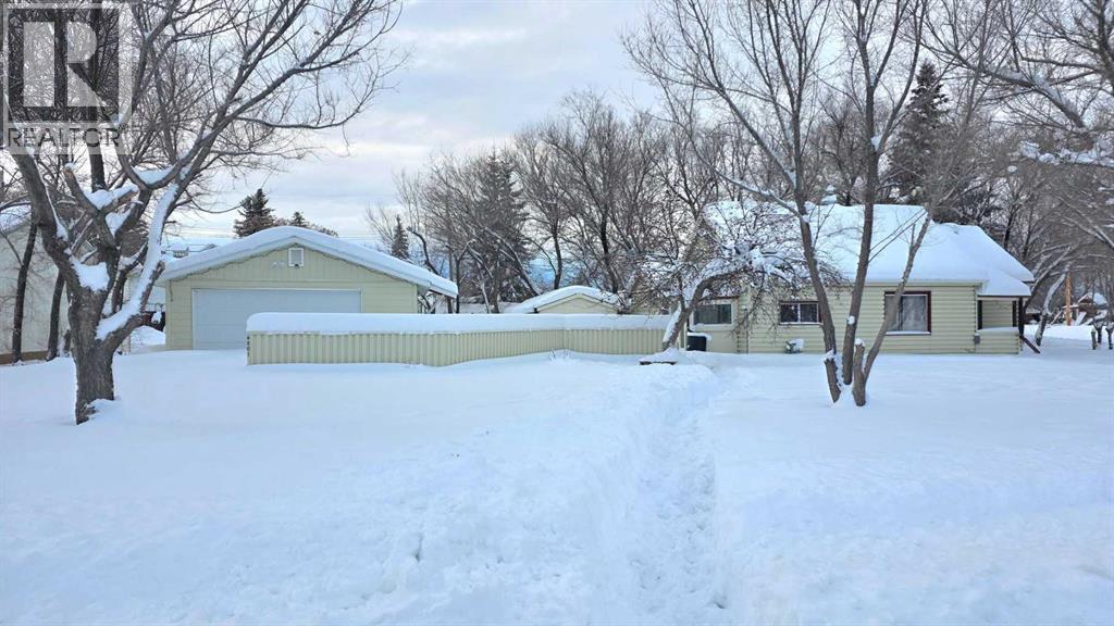 4801 50 Avenue, Mayerthorpe, Alberta  T0E 1N0 - Photo 2 - A2276914