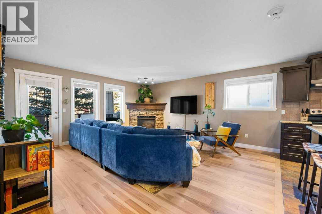 201, 1920 26 Street Sw, Calgary, Alberta  T3E 2A1 - Photo 3 - A2265427