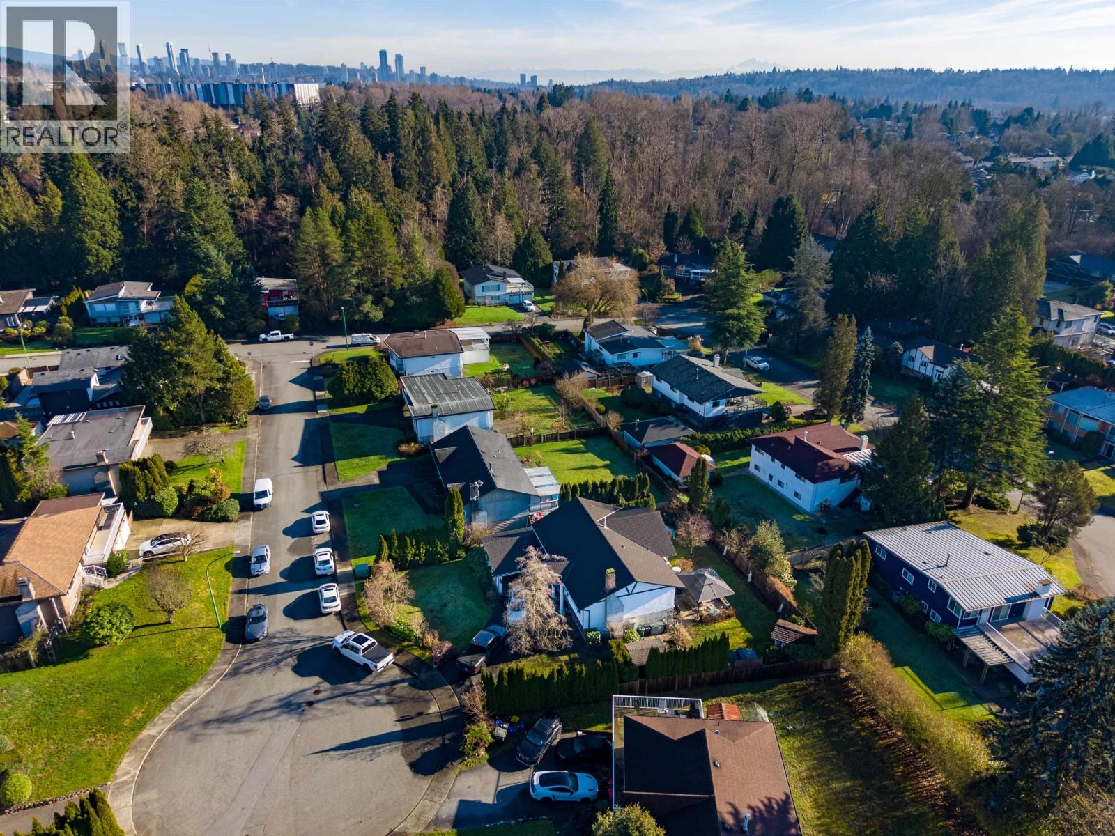 Listing Picture 14 of 17 : 7158 CARDINAL COURT, Burnaby / 本拿比 - 魯藝地產 Yvonne Lu Group - MLS Medallion Club Member