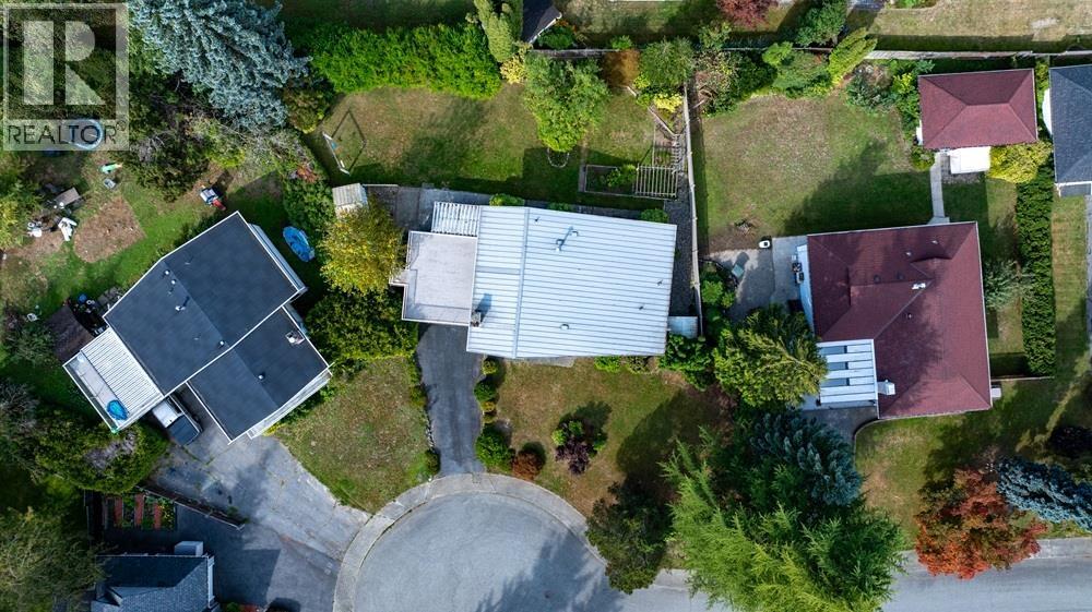 Listing Picture 19 of 20 : 3345 CARDINAL DRIVE, Burnaby / 本拿比 - 魯藝地產 Yvonne Lu Group - MLS Medallion Club Member