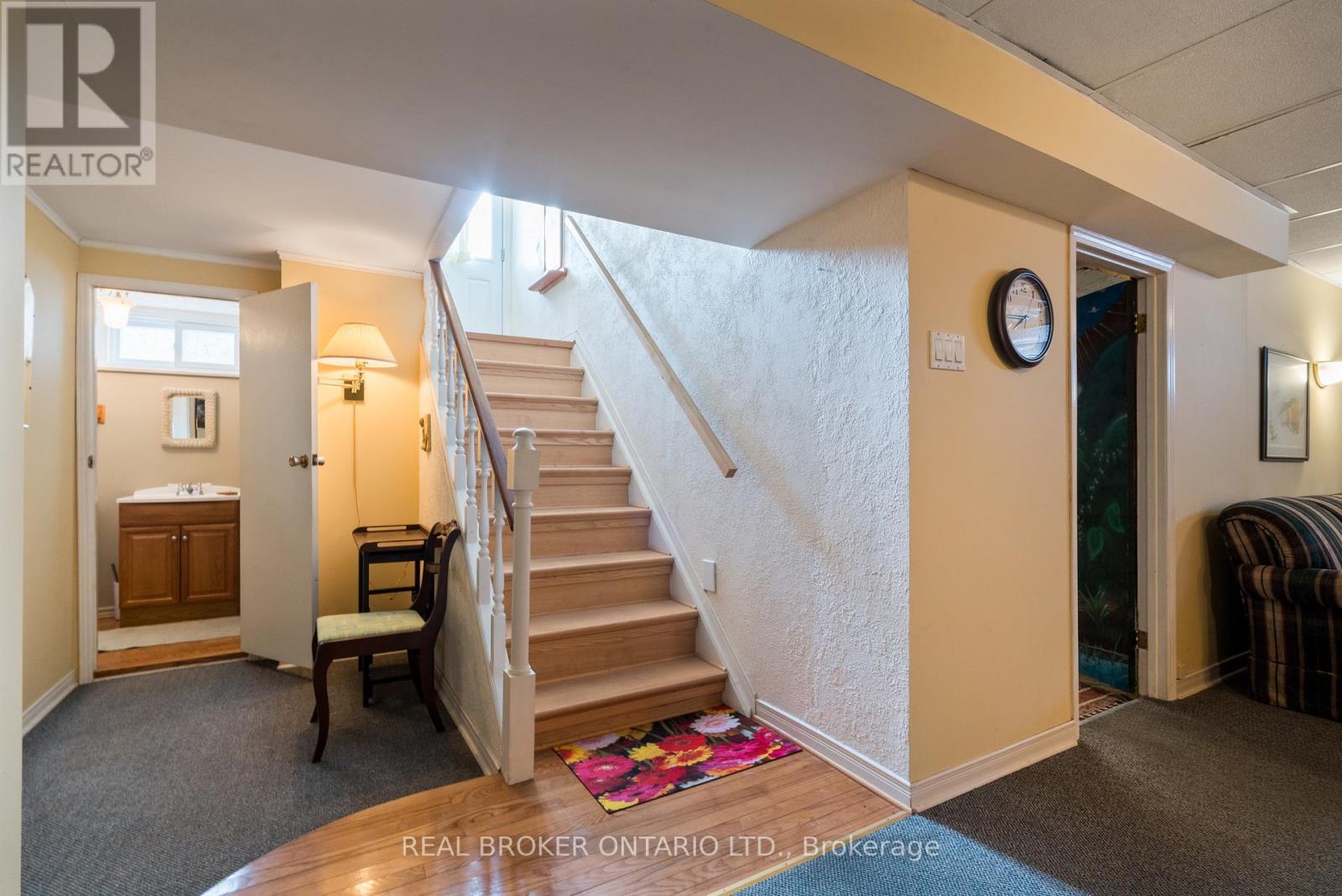 20 Cardinal Drive, Hamilton, Ontario  L9A 4H4 - Photo 24 - X12720772