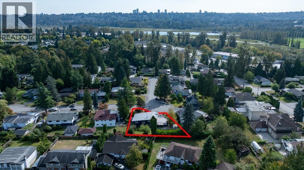 Listing Picture 8 of 20 : 3345 CARDINAL DRIVE, Burnaby / 本拿比 - 魯藝地產 Yvonne Lu Group - MLS Medallion Club Member